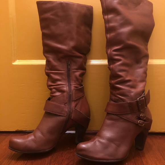 Vintage leather boots - Picture 2 of 5